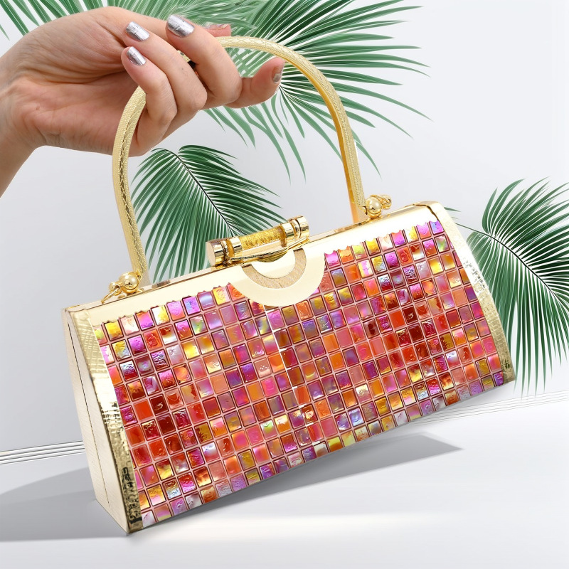 Women Bags Golden - Goldene Diamant-Verzierte Cheongsam-Tasche im Vintage-Stil, Mini-Clutch